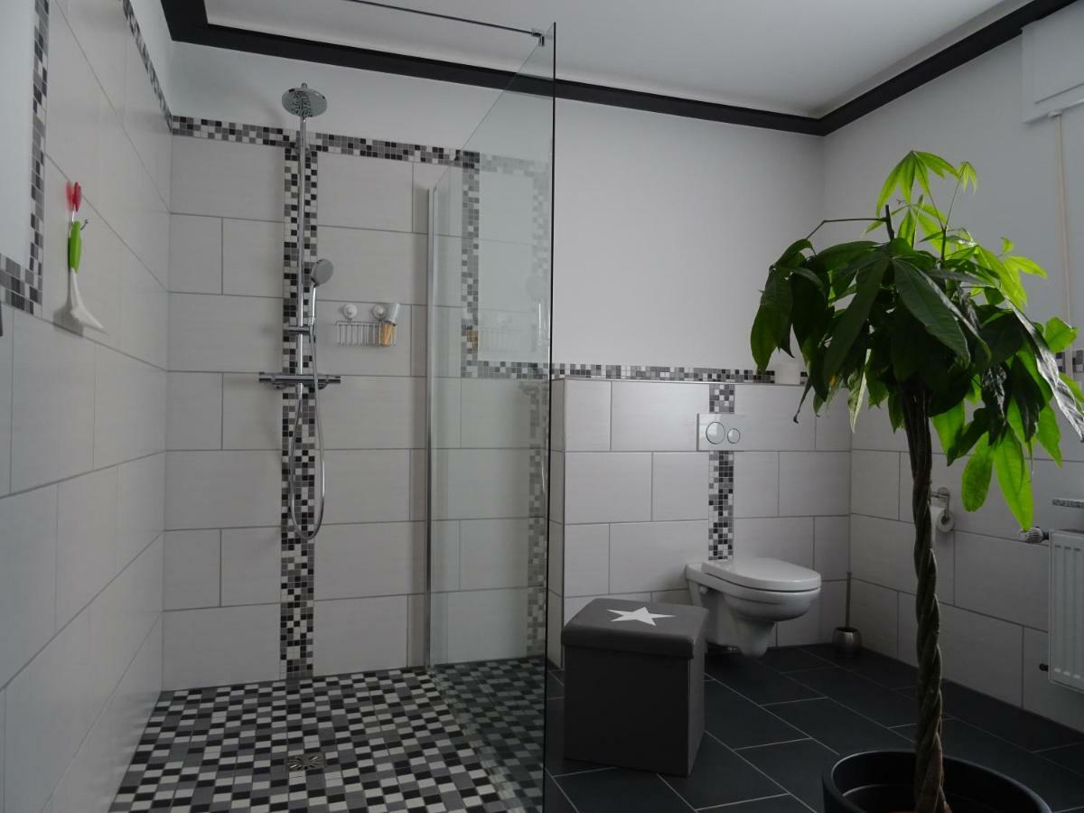 乌尔门Haus Am Sonnenberg公寓 外观 照片